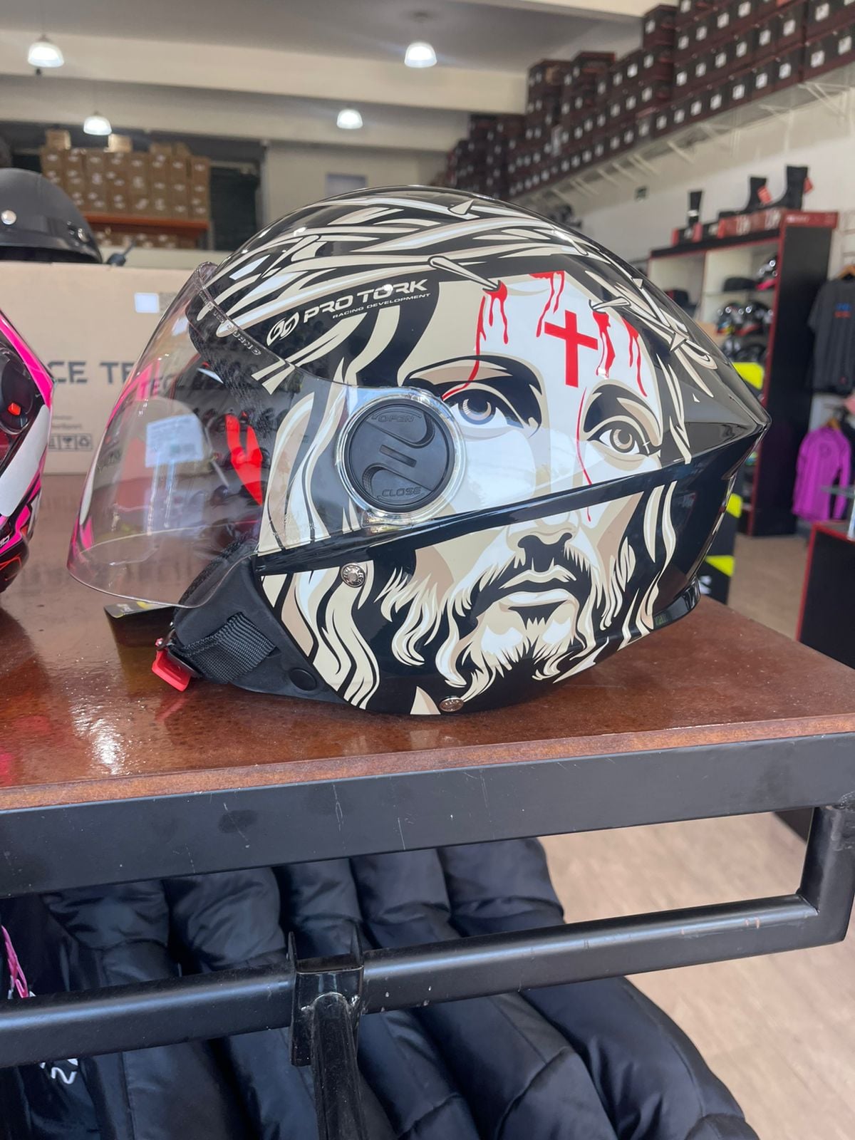 Capacete Pro Tork New Liberty Three Cristo - imagem 9